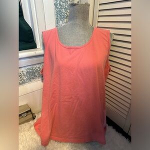 ⭐️ 3 for $20.00 SALE Women’s tank top